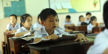 TS. Giáp Văn Dương: Giáo dục phải đào tạo con người tự chủ, sống hạnh phúc, làm hiệu quả - 1