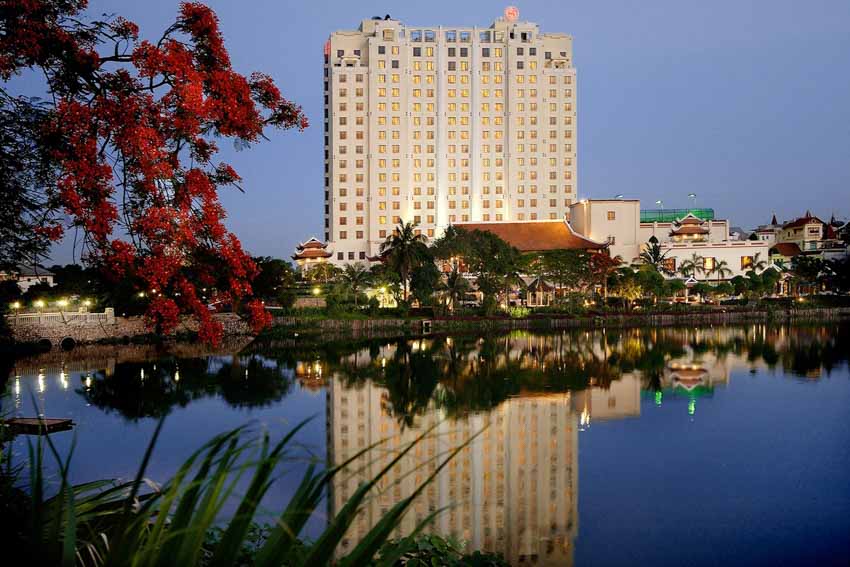 10 khách sạn tốt nhất Việt Nam năm 2021 - 10