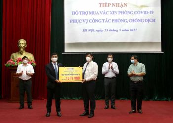 SHB ủng hộ 15 tỷ đồng mua vaccine phòng Covid-19