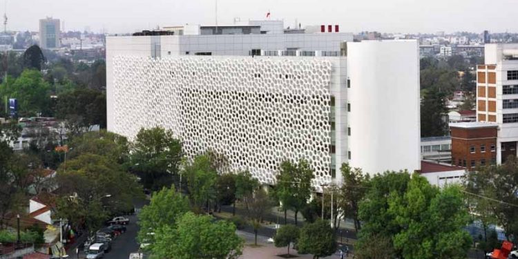 Những tòa nhà hấp thụ sương khói quang hóa: Cứu tinh cho các thành phố bị ô nhiễm? - 2