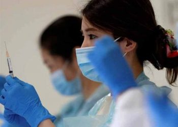 Vaccine của AstraZeneca và Pfizer có thể chống lại 2 biến thể Delta và Kappa