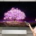 LG Electronics ra mắt sản phẩm TV OLED 83 inch