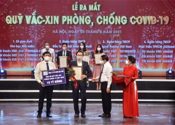 Toyota Việt Nam ủng hộ 10 tỷ đồng cho quỹ vắc-xin phòng Covid-19