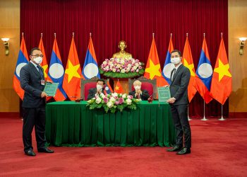 Vinfast hợp tác với Phongsubthavy phân phối xe ô tô tại Lào