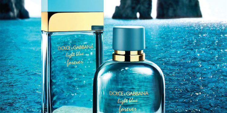 Dolce & Gabbana Light Blue Forever: Bộ đôi nước hoa hương biển cho chàng và nàng