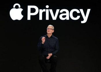 Giám đốc điều hành của Apple, Tim Cook phát biểu tại Hội nghị Các nhà phát triển phần mềm ngày 7/6/2021. Ảnh: Apple