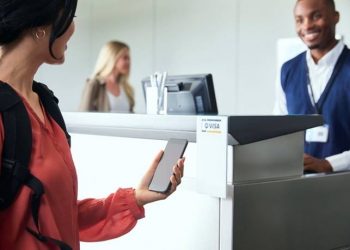 Visa và Sacombank hợp tác cung cấp công cụ quản lý chi tiêu cho doanh nghiệp vừa và nhỏ