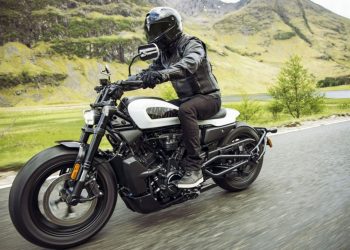 2021-Harley-Davidson-Sportster-S-1-08