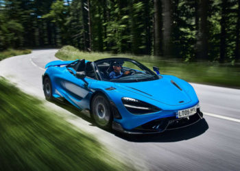 McLaren ra mắt mẫu xe mui trần 765LT Spider mới có thể đạt 200 MPH