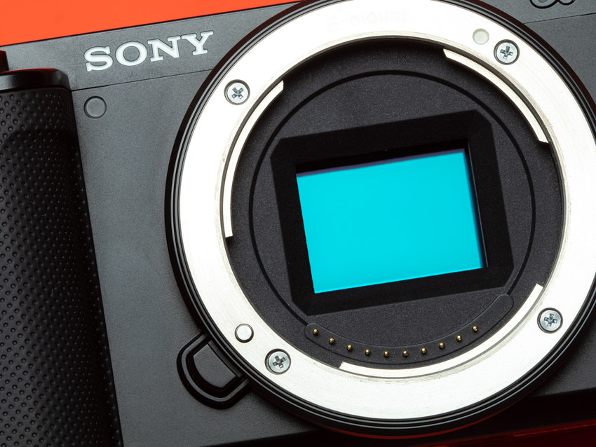 Sony ZV-E10 trình làng: Dòng máy cảm biến APS-C đầu tiên của Sony nhắm đến các vlogger