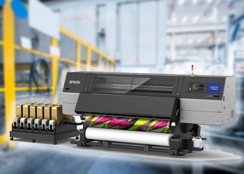 Epson ra mắt máy in chuyển nhiệt thăng hoa công nghiệp khổ 76-inch đầu tiên