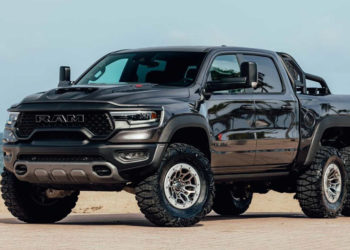 Ram 1500 TRX 6×6 siêu bán tải hoang dã này là thứ bạn cần để đi săn Zombie