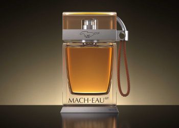 Chỉ dành cho những người mua xe điện Mach-E hoài cổ, Ford đã tạo ra một loại nước hoa có mùi xăng - 10