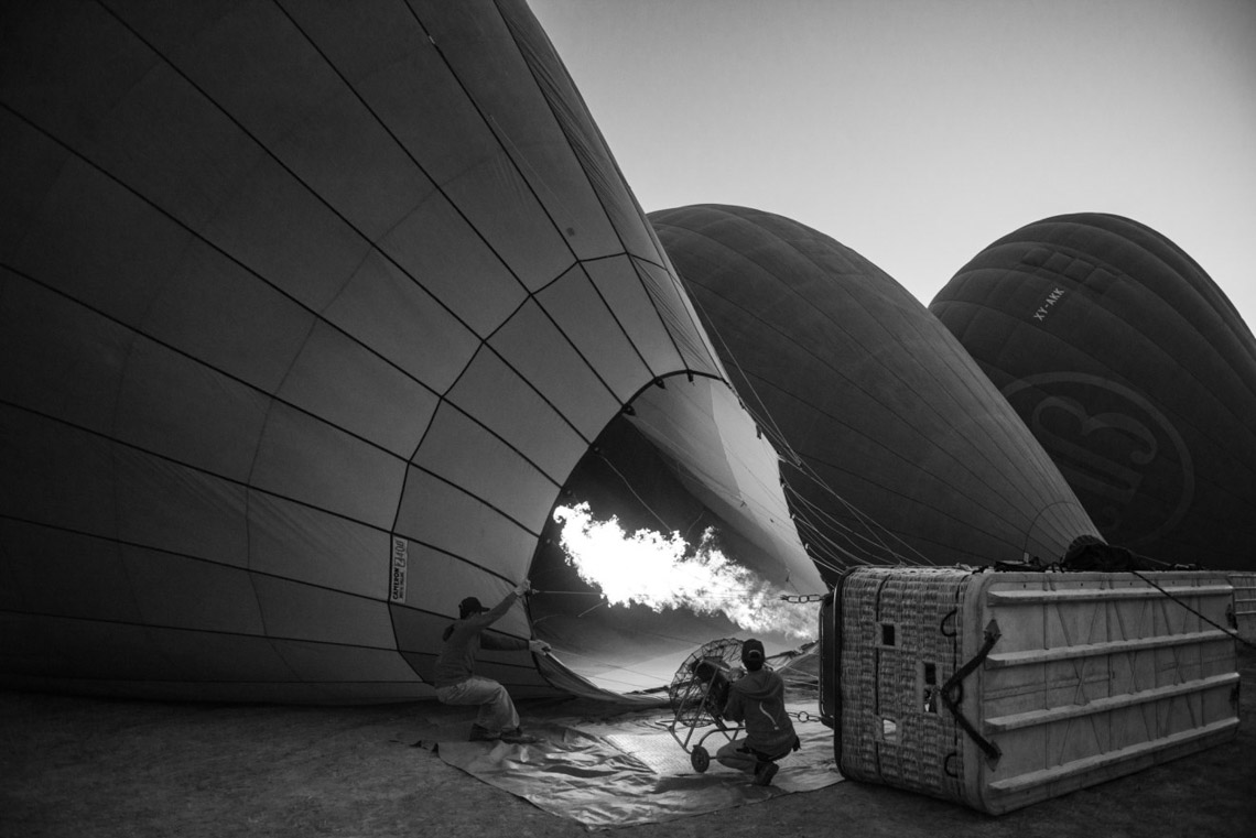 Myanmar in monochrome của nhiếp ảnh gia Patrick Hamilton - 4