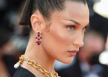 Trang sức đẹp nhất Liên hoan phim Cannes 2021