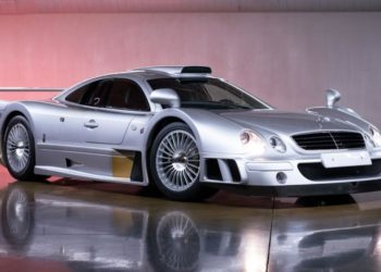 Hãy tận mắt chiêm ngưỡng chiếc Mercedes-Benz AMG CLK GTR trị giá 10.000.000 USD này