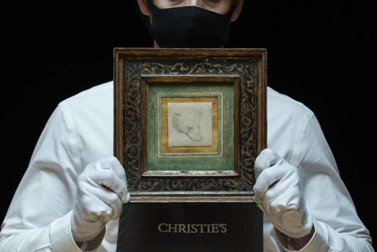 Bức vẽ “Đầu Gấu” 7x7cm của danh họa Leonardo da Vinci vừa được bán với mức giá kỷ lục 12,2 triệu USD - 4