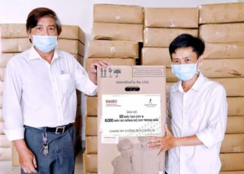 Diageo ủng hộ thiết bị y tế phòng chống dịch Covid-19 - 1