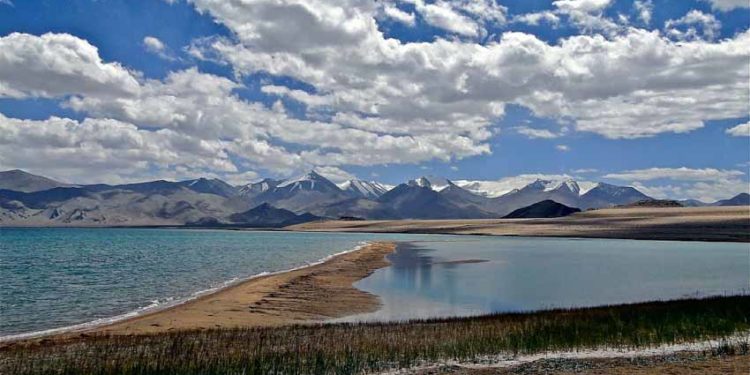 Thú vị với Karakul, 'biển chết' phiên bản châu Á - 1