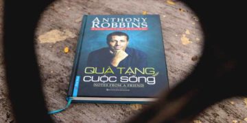 Quà tặng cuộc sống: Những chìa khóa để thay đổi và làm chủ cuộc đời mình - 2