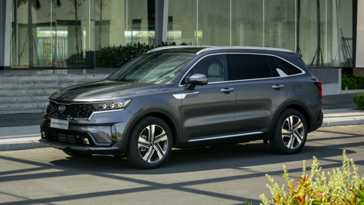 Kia hỗ trợ khách hàng mua xe, lên đến 100 triệu đồng