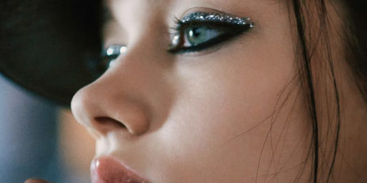 Chúng ta sẽ trang điểm như thế nào trong mùa Thu-Đông 2021/2022 này?