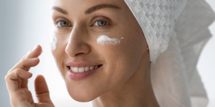 dưỡng da tại nhà