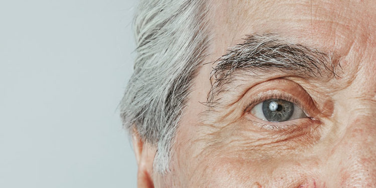 Mất ham muốn tình dục có bình thường khi nam giới già đi không?