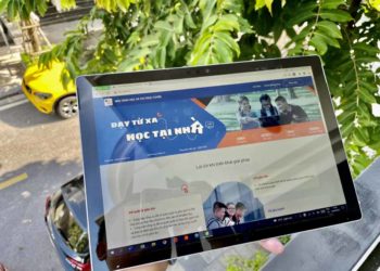 VNPT hỗ trợ 37.000 máy tính bảng cho học sinh, sinh viên nghèo trong chương trình 'Sóng và máy tính cho em' -1