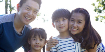 Cha mẹ đi làm trong COVID-19: Các bà mẹ dễ kiệt sức hơn ông bố khi phải cân bằng công việc và gia đình