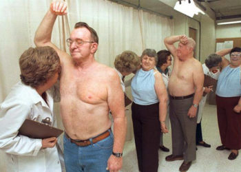 Những công việc kỳ lạ bạn chưa từng nghe nói đến: Ngửi mùi