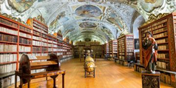 Câu chuyện đằng sau những trần nhà đẹp nhất thế giới