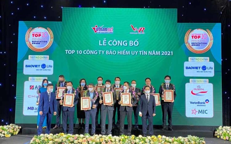 Cathay Life Viet Nam nhận giải thưởng Top 10 công ty bảo hiểm nhân thọ uy tín 2021 - 3