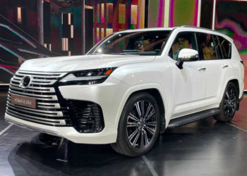 Lexus LX600 và LX500d được trang bị động cơ diesel, nhưng không có hybrid