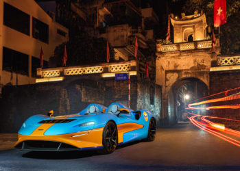 McLaren Elva chọn Việt Nam là địa điểm dừng chân cuối cùng của World Tour 2021