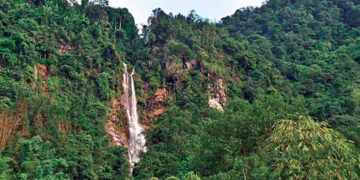 Túng Sán miền xa không lạ - 1