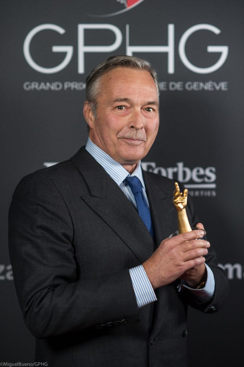 Đồng chủ tịch Chopard, ông Karl-Friedrich Scheufele nhận giải thưởng danh giá cho mẫu đồng hồ Flower Power