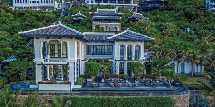 Yếu tố văn hóa Việt Nam ở InterContinental Danang Sun Peninsula Resort