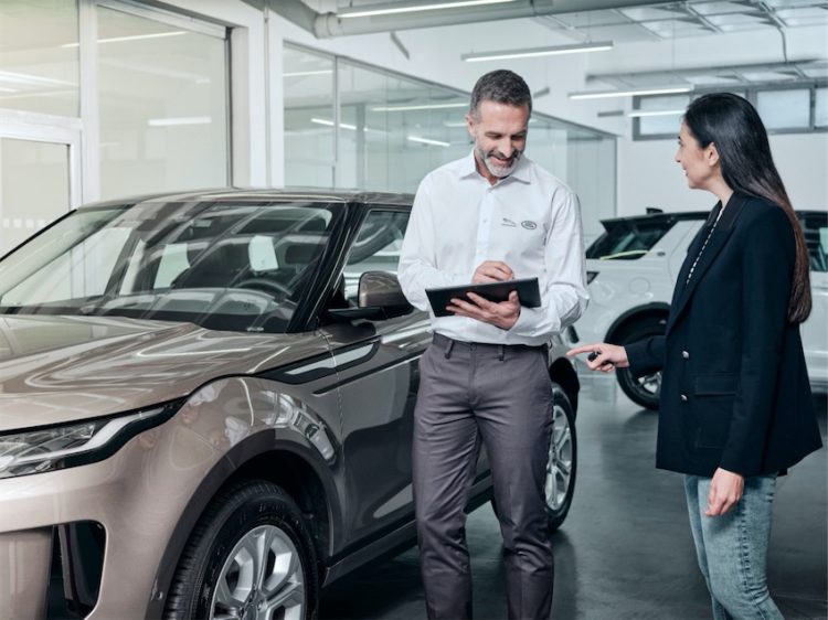 Jaguar và Land Rover Việt Nam khởi động chương trình ưu đãi dịch vụ bảo dưỡng dịp cuối năm