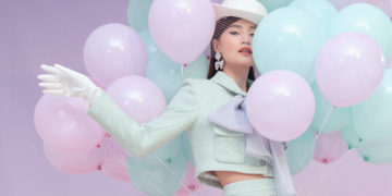 Ninh Dương Lan Ngọc gợi ý trang phục mùa cuối năm rực rỡ sắc màu