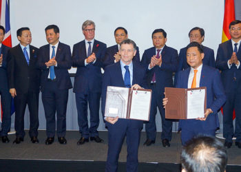 Tập đoàn giáo dục Văn Lang mở rộng hợp tác quốc tế tại châu Âu