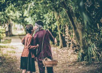 Rằng nàng thương ai... - 2