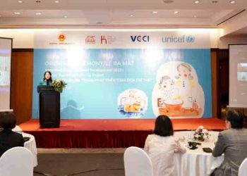 Cha mẹ tác động đến thế hệ tương lai của Việt Nam - 1