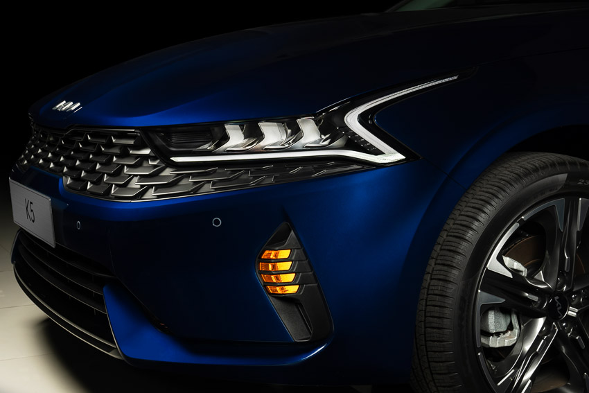 Kia K5 sedan “Fastback” thể thao thế hệ mới ra mắt 3
