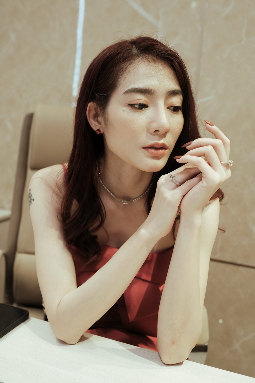 Jang Mi thương cảm cho vai diễn ‘tiểu tam’ của mình trong web drama mới 03