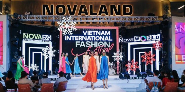 Thưởng thức bữa tiệc âm nhạc và thời trang đỉnh cao tại Lễ hội thời trang quốc tế Việt Nam VIFF - 6