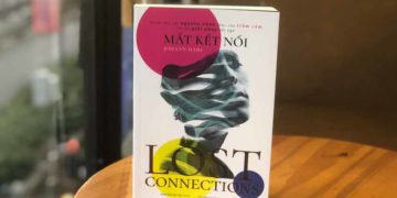 Mất kết nối - cuốn sách đưa ra các phương pháp điều trị trầm cảm không dùng thuốc - 1