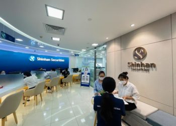 Chứng khoán Shinhan Việt Nam tăng vốn điều lệ lên gần 2.000 tỷ đồng - 1