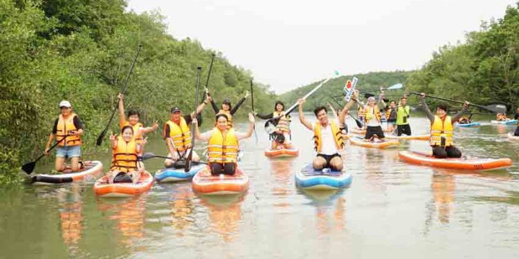 Về Cần Giờ lắng nghe hơi thở của rừng - Trải nghiệm trekking, chèo SUP - 4