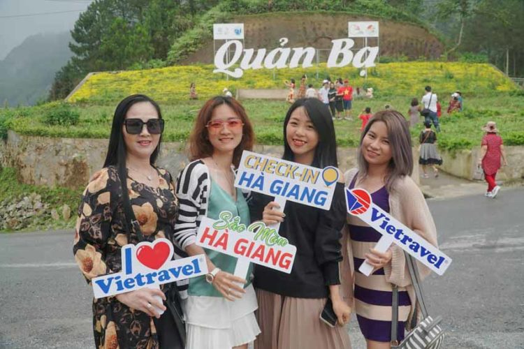 Vietravel tham gia cùng UBND TP.HCM, Sở du lịch TP.HCM xúc tiến phát triển du lịch 8 tỉnh Tây Bắc mở rộng - 2